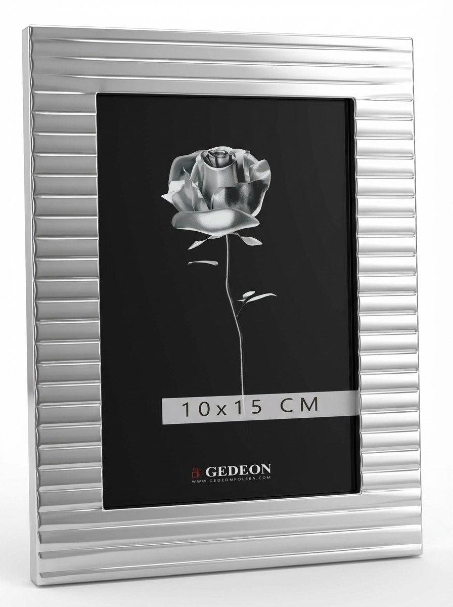 Ramka metalowa dekoracyjna 10x15cm MF054S